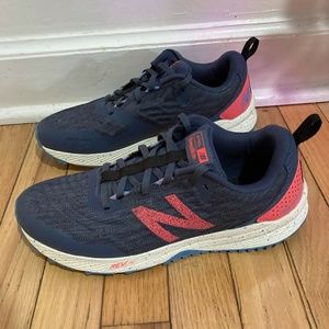 New Balance Women's Nitrel V3 Running Shoe sz 9